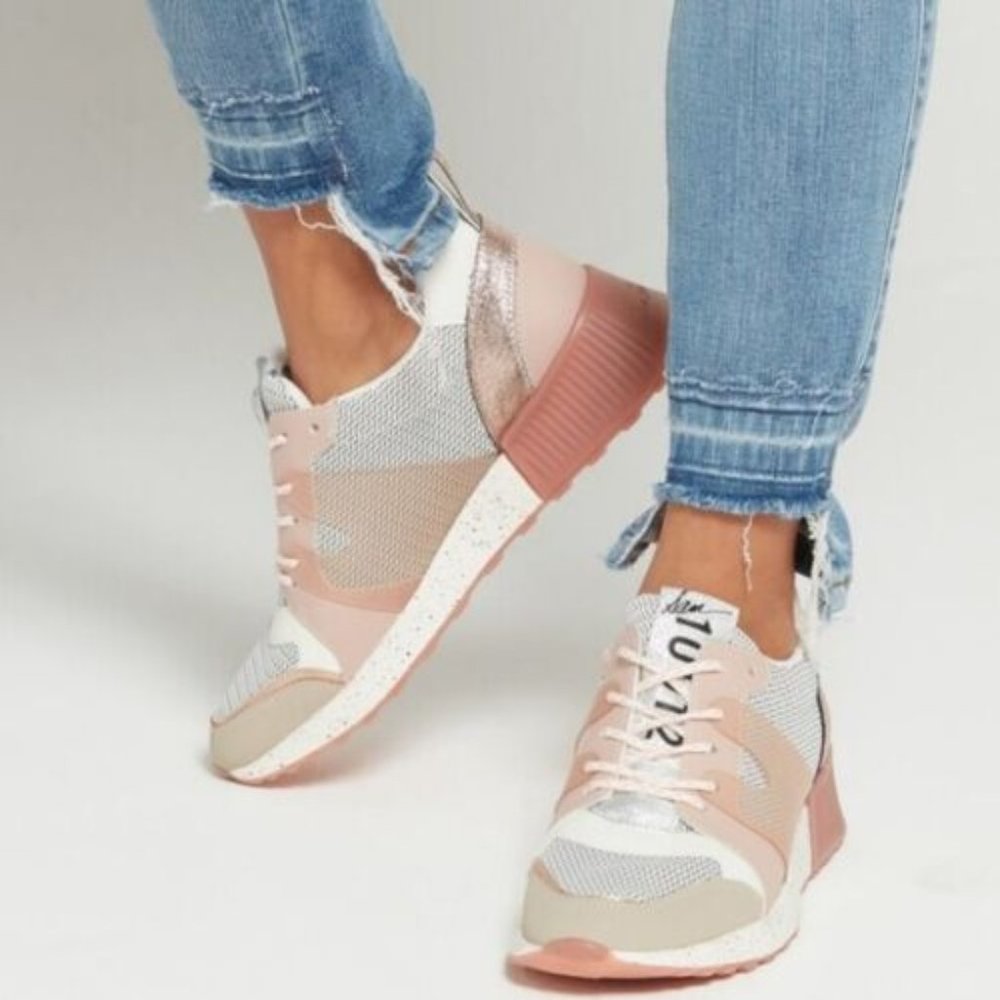 SAM EDELMAN White Pink Lace Up Fabric Leather Darsie Gold Sneakers Shoes Sz 8.5 - Picture 1 of 11